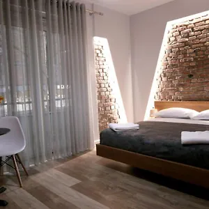 Koni's Apartamento Tirana